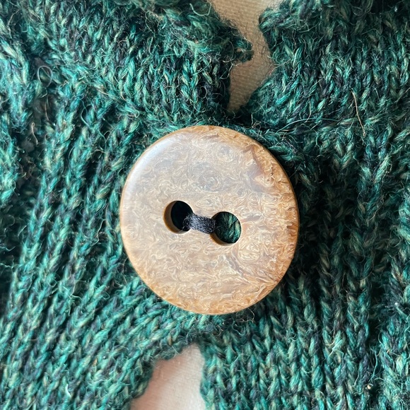 Made in Ireland green wool knit long sweater - Picture 5 of 15